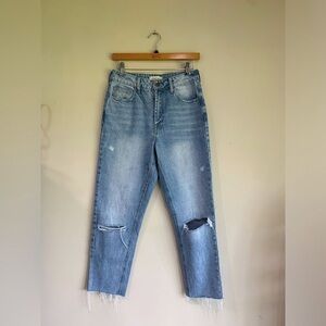 Solai light wash distressed jeans